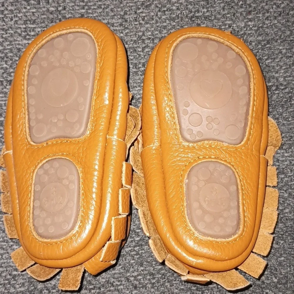 Baby bow moccasins